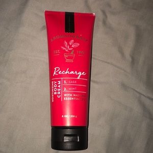 Bath and Body Works Aromatherapy Recharge